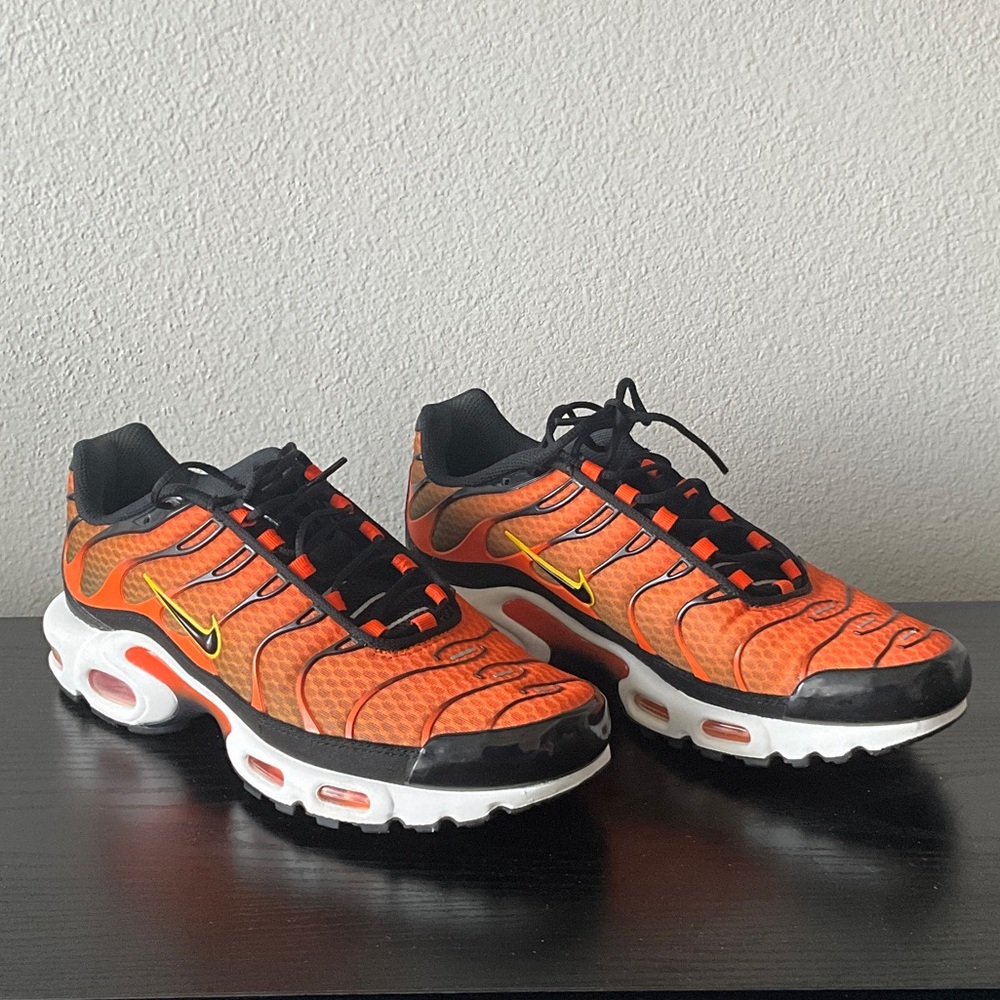 Nike Men’s Orange and Black Air Max Sneakers
